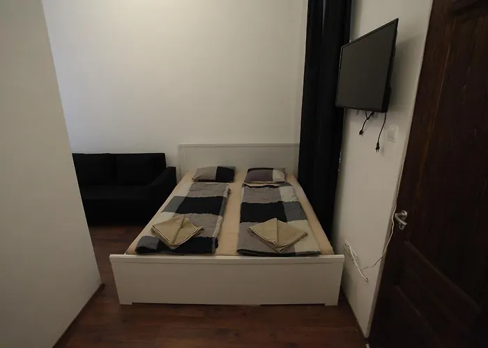 Bpr Whistle Arts Industrial Apartment *