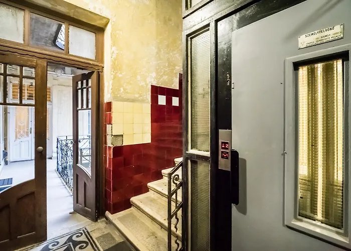 Apartment Bpr Whistle Arts Industrial