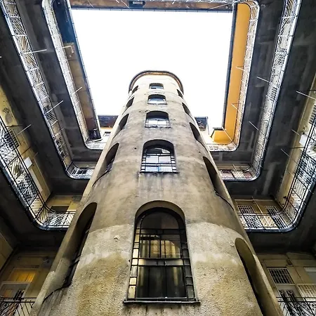 Apartment Bpr Whistle Arts Industrial *